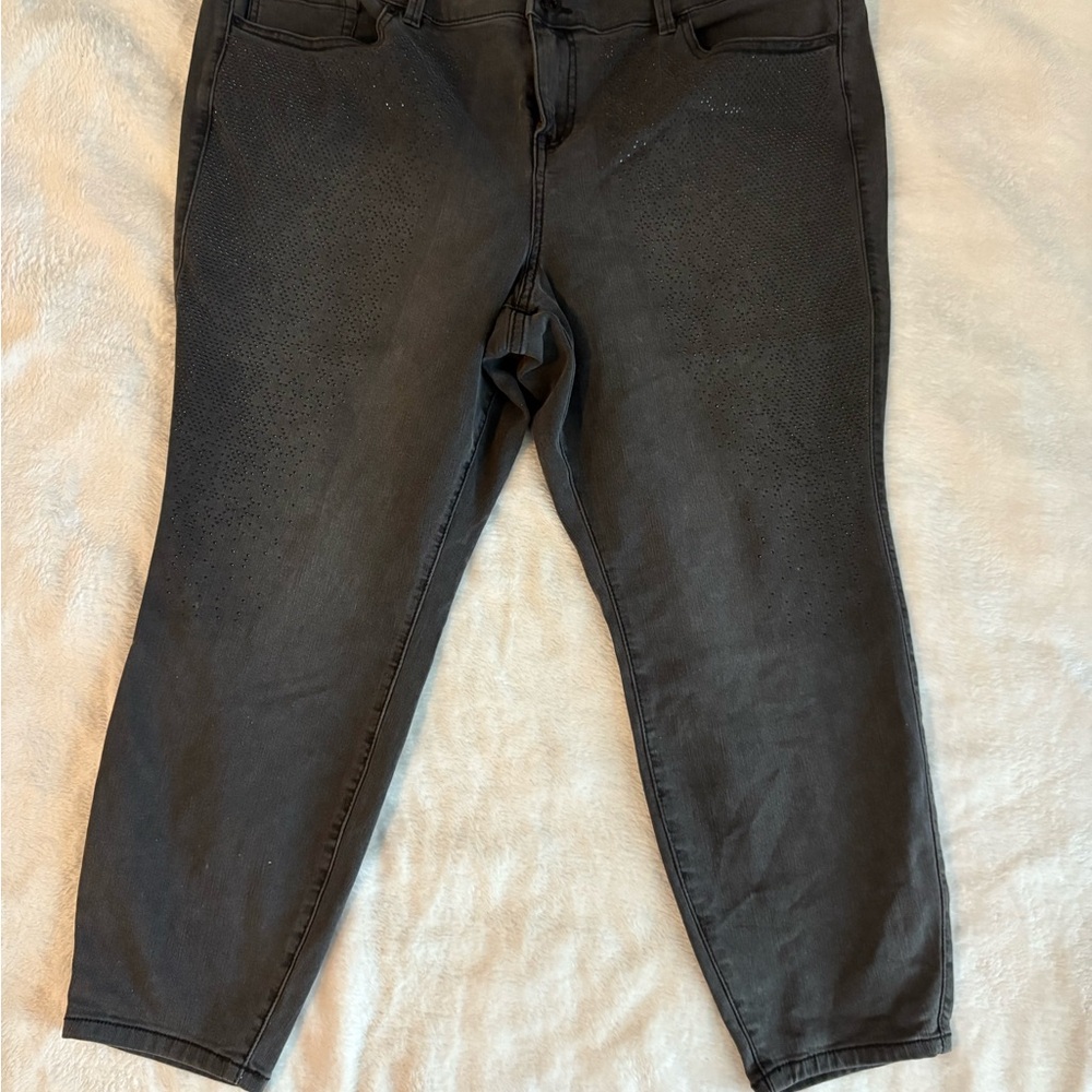 Torrid Dark Gray Cropped Jeans